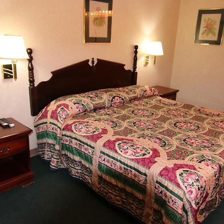 Executive Inn Kershaw Bagian luar foto
